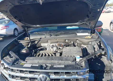 2018 Volkswagen Atlas 3.6L V6 S из США, поврежденный, VIN 1V2AR2CA3JC515468